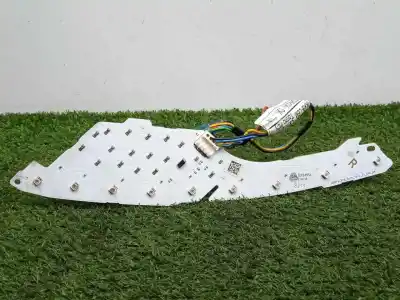 Peça sobressalente para automóvel em segunda mão farol / farolim direito por audi a3 sedán (8vs) 2.0 16v tdi referências oem iam 503951260402 - 81213001