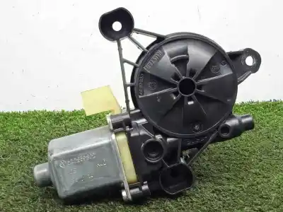 Peça sobressalente para automóvel em segunda mão motor elevador vidro traseiro direito por audi a3 sedán (8vs) 2.0 16v tdi referências oem iam 0130822712 - s850202086 - 5q0959802