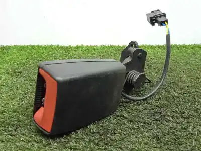 Peça sobressalente para automóvel em segunda mão chicote / encaixe cinto segurança traseiro central por audi a3 sedán (8vs) 2.0 16v tdi referências oem iam 8v0857740