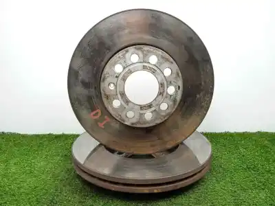 Peça sobressalente para automóvel em segunda mão disco de travão dianteiro por audi a3 sedán (8vs) 2.0 16v tdi referências oem iam bg3833c