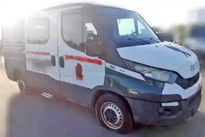 Автозапчасти б/у переднее правое крыло за iveco daily furgón 2.3 diesel cat ссылки oem iam 