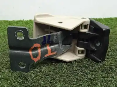 Second-hand car spare part hinge for mitsubishi montero (v80/v90) 3.2 di-d cat oem iam references mr655302  