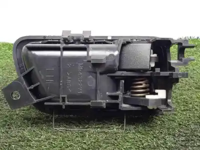 Автозапчасти б/у левая задняя внутренняя ручка за mitsubishi montero (v80/v90) 3.2 di-d cat ссылки oem iam mr432271  