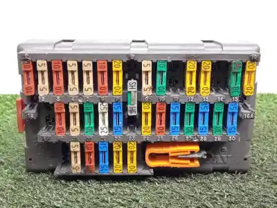 Pièce détachée automobile d'occasion BOÎTES À FUSIBLES pour CITROEN XSARA BERLINA  Références OEM IAM 9568591280  