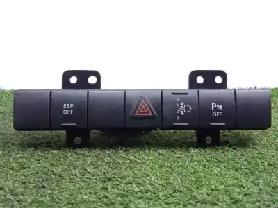 Second-hand car spare part hazard warning lights for dodge nitro 2.8 crd 4wd oem iam references p04602563ag - 033801001