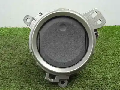 Piesă de schimb auto la mâna a doua grila aer pentru toyota auris (_e15_) 1.4 d-4d (nde150_) referințe oem iam 5568002020c0