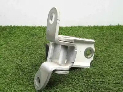 Piesă de schimb auto la mâna a doua balama pentru toyota auris (_e15_) 1.4 d-4d (nde150_) referințe oem iam 687700h010
