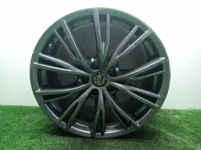 Pièce détachée automobile d'occasion JANTE pour ALFA ROMEO STELVIO (630)  Références OEM IAM 156124441  18´´PULGADAS