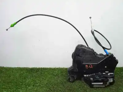 Piesă de schimb auto la mâna a doua încuietoare ușa din dreapta fațã pentru toyota auris (_e15_) 1.4 d-4d (nde150_) referințe oem iam 6903005130