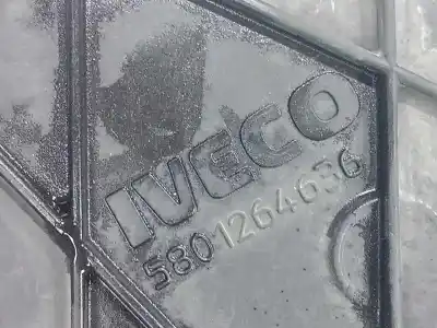 Автозапчастина б/у передня решіта радіатора для iveco daily furgón 2.3 diesel cat посилання на oem iam 5801264636  