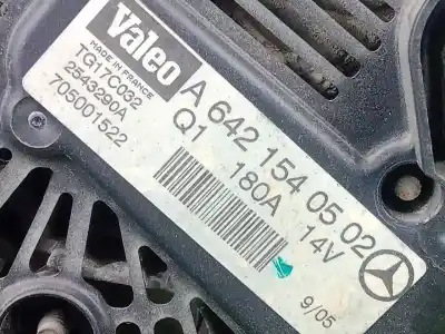 Recambio de automóvil de segunda mano de alternador para mercedes clase m (w164) 3.0 cdi cat referencias oem iam a6421540502 - tg17c032 polea.embrague(rota) - 8.canales 180ah - valeo