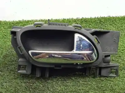 Peça sobressalente para automóvel em segunda mão puxador interior dianteiro direito por peugeot 5008 2.0 16v hdi fap referências oem iam 9683446577 - 9683446077