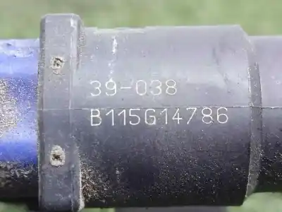 Pièce détachée automobile d'occasion injecteur pour peugeot satelis 125 cm3 références oem iam b115g14786 - 786069  