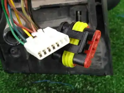 Автозапчастина б/у ліве дзеркало для iveco daily furgón 2.3 diesel cat посилання на oem iam 5801552556  