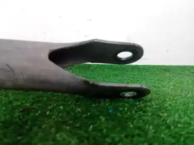 Автозапчастина б/у задній лівий нижний рычаг для land rover range rover evoque (l538) 2.2 d 4x4 посилання на oem iam lr001176  