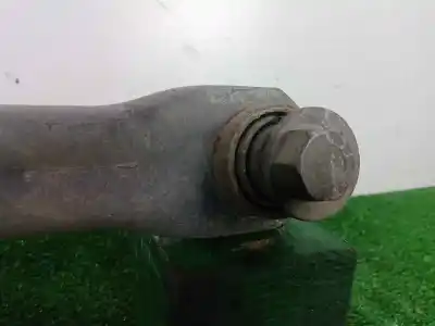 Second-hand car spare part right rear bracket for land rover range rover evoque (l538) 2.2 d 4x4 oem iam references lr002576  