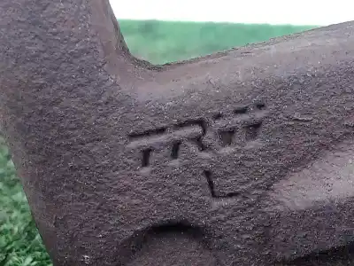 Second-hand car spare part rear left brake caliper for land rover range rover evoque (l538) 2.2 d 4x4 oem iam references lr027128 - 32337647  ø piston: 1/31mm