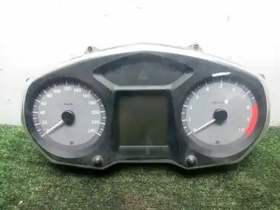 Pièce détachée automobile d'occasion COMPTEUR DE VITESSE TABLEAU DE BORD pour BMW R 1200 RT/ST  Références OEM IAM 62117718209 - A2C53238701  K26 - 05-10