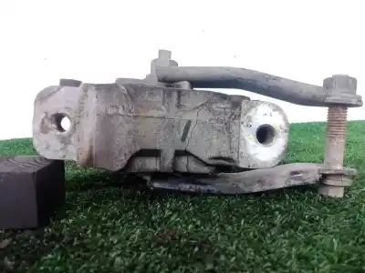 Автозапчасти б/у поддержка двигателя за land rover range rover evoque (l538) 2.2 d 4x4 ссылки oem iam 6g926p082lb - 30748173  