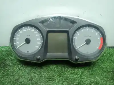 Pièce détachée automobile d'occasion COMPTEUR DE VITESSE TABLEAU DE BORD pour BMW R 1200 RT/ST  Références OEM IAM 62117718209 - A2C53238701  K26 - 05-10