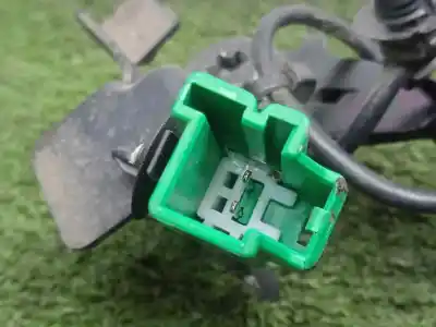 Автозапчастина б/у лівий передній гачок для land rover range rover evoque (l538) 2.2 d 4x4 посилання на oem iam bj3261208bc8pvj - 621523500c  