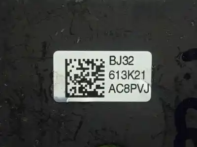 Автозапчастина б/у задній центральний гачок для land rover range rover evoque (l538) 2.2 d 4x4 посилання на oem iam bj32613k21 - bj32613k21ac8pvj - 617939000f  