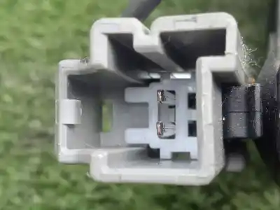 Автозапчастина б/у задній центральний гачок для land rover range rover evoque (l538) 2.2 d 4x4 посилання на oem iam bj32613k21 - bj32613k21ac8pvj - 617939000f  