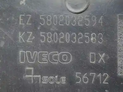 Автозапчастина б/у передні молдинги для iveco daily furgón 2.3 diesel cat посилання на oem iam 5802032594 - 5802032583  