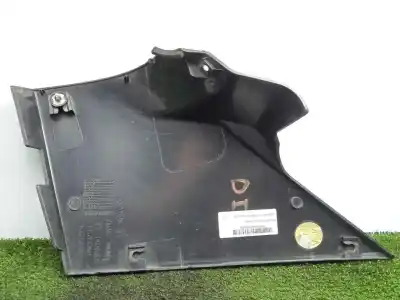 Second-hand car spare part front decorative moulding for iveco daily furgón 2.3 diesel cat oem iam references 5802032596 - 5802032584  