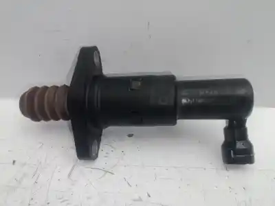 Second-hand car spare part clutch cylinder for seat leon (5f1) 1.6 tdi oem iam references 5q0721261c Second-hand car spare part clutch cylinder for seat leon (5f1) 1.6 tdi oem iam references 5q0721261c