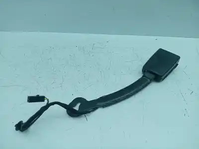 Pièce détachée automobile d'occasion Boucle De Ceinture De Sécurité Arriere Droit pour SEAT LEON (5F1) 1.6 TDI Références OEM IAM 5F0857756YLZ  