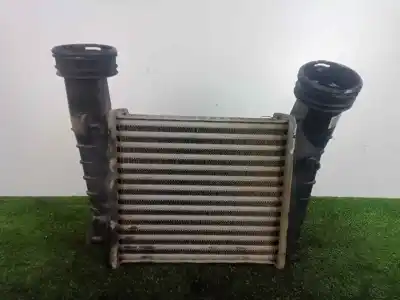 İkinci el araba yedek parçası INTERCOOLER için SKODA SUPERB I (3U4)  OEM IAM referansları 3B0145805D  230X210X65