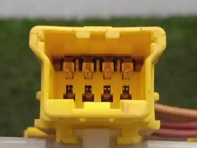 Автозапчасти б/у передняя левая подушка безопасности за mitsubishi outlander (cw0) 2.0 di-d cat ссылки oem iam 7030a088xa - 607063500a  