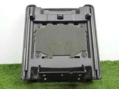 Автозапчастина б/у центральний подлокник для land rover range rover evoque (l538) 2.2 d 4x4 посилання на oem iam lr043617  