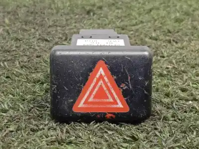 Second-hand car spare part hazard warning lights for audi a4 berlina (8e) 2.5 v6 24v tdi oem iam references 8e0941509