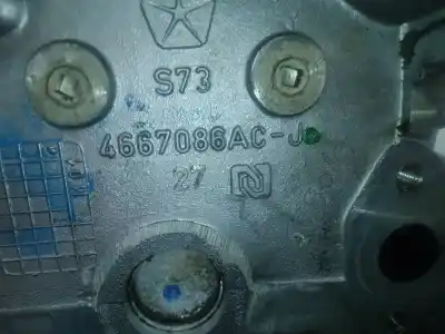 Pièce détachée automobile d'occasion culasse du moteur pour chrysler voyager (rg) 2.4 se références oem iam 4667086ac  