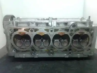 Pièce détachée automobile d'occasion culasse du moteur pour chrysler voyager (rg) 2.4 se références oem iam 4667086ac  