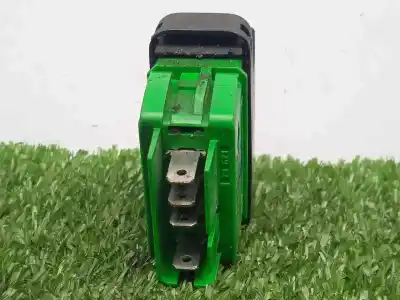 Peça sobressalente para automóvel em segunda mão botão / interruptor elevador vidro dianteiro esquerdo por citroen c1 1.0 cat (384f) referências oem iam 848100h010a  1.boton