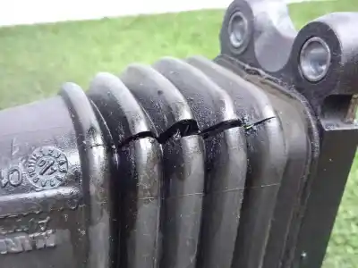 Peça sobressalente para automóvel em segunda mão borboleta de admissão por ford focus berlina (cap) 1.6 tdci cat referências oem iam 9686487280  