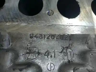 Pièce détachée automobile d'occasion culasse du moteur pour citroen xantia berlina 2.1 turbodiesel références oem iam 9431207021  
