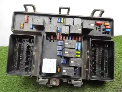 Second-hand car spare part fuse box unit for ford ranger (tke) 2.0 tdci panther cat oem iam references lb3t14d068cb  
