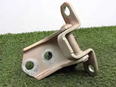Second-hand car spare part hinge for ford ranger (tke) 2.0 tdci panther cat oem iam references ab392122811ae