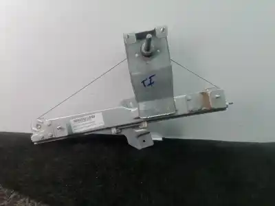 Second-hand car spare part REAR LEFT WINDOW REGULATOR for DACIA DUSTER  OEM IAM references 8200733831E  