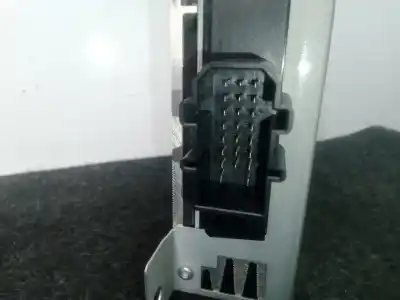 Peça sobressalente para automóvel em segunda mão módulo eletrônico por audi a4 berlina (8e) 1.8 20v turbo referências oem iam 8e5035223d  