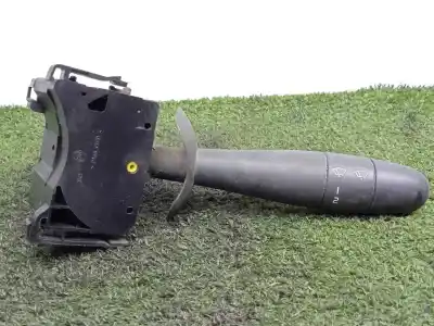 Pezzo di ricambio per auto di seconda mano Comando Pulito per RENAULT TRAFIC COMBI (AB 4.01) 2.0 dCi Diesel FAP CAT Riferimenti OEM IAM 8200070265  