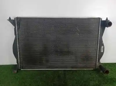 İkinci el araba yedek parçası SU RADYATÖRÜ için AUDI A6 BERLINA (4F2)  OEM IAM referansları 4F0121251Q  680X460X32