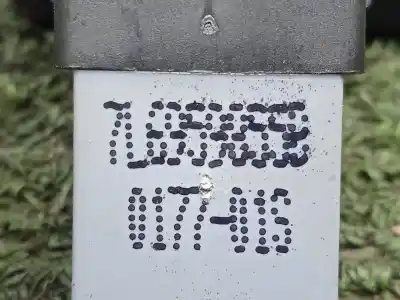 Peça sobressalente para automóvel em segunda mão botão / interruptor elevador vidro dianteiro direito por seat leon (1p1) 1.9 tdi referências oem iam 7l6959855b  