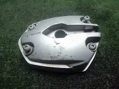 Pièce détachée automobile d'occasion CACHE-CULBUTEUR pour BMW R 1200 RT/ST  Références OEM IAM 68572910 - 767308111 K26 - 05-10 