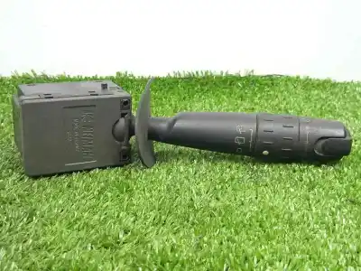 Pezzo di ricambio per auto di seconda mano COMANDO PULITO per FIAT ULYSSE (121)  Riferimenti OEM IAM 96194523ZL  9.PIN