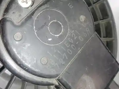 Peça sobressalente para automóvel em segunda mão ventilador de aquecimento por mazda 2 lim. (de) 1.3 active referências oem iam 8727000690  